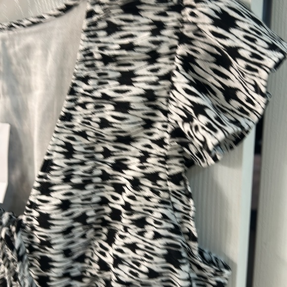 NWT LOFT Beach Black and White Tiered Cutout Maxi Dress SZ M - Picture 8 of 9